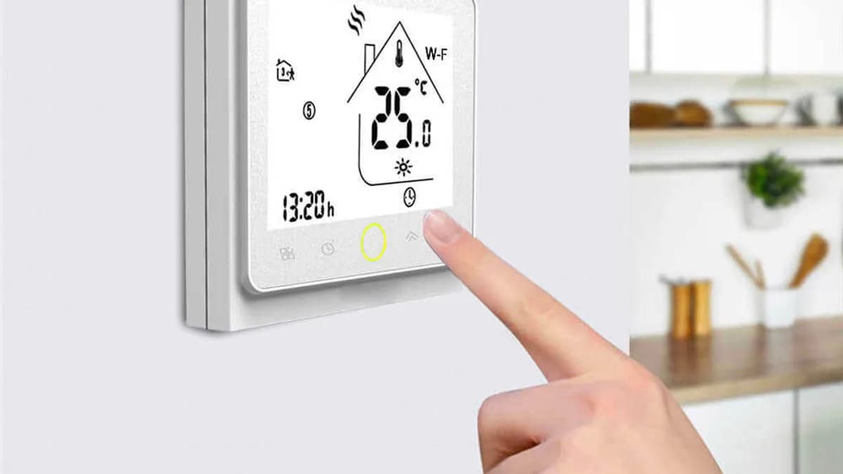 Elektrikli yerden ısıtma için dijital oda termostatı
